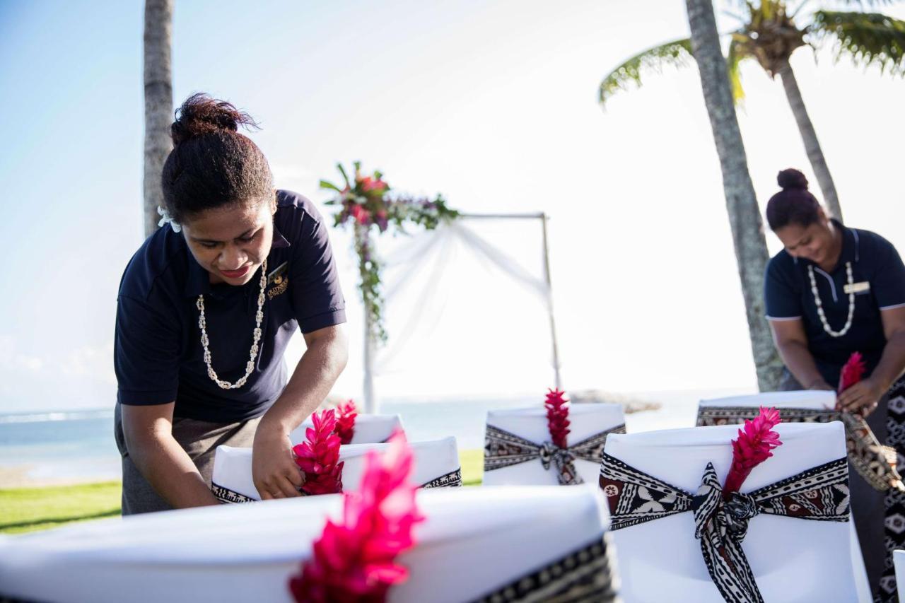 Outrigger Fiji Beach Resort Korotogo Bagian luar foto