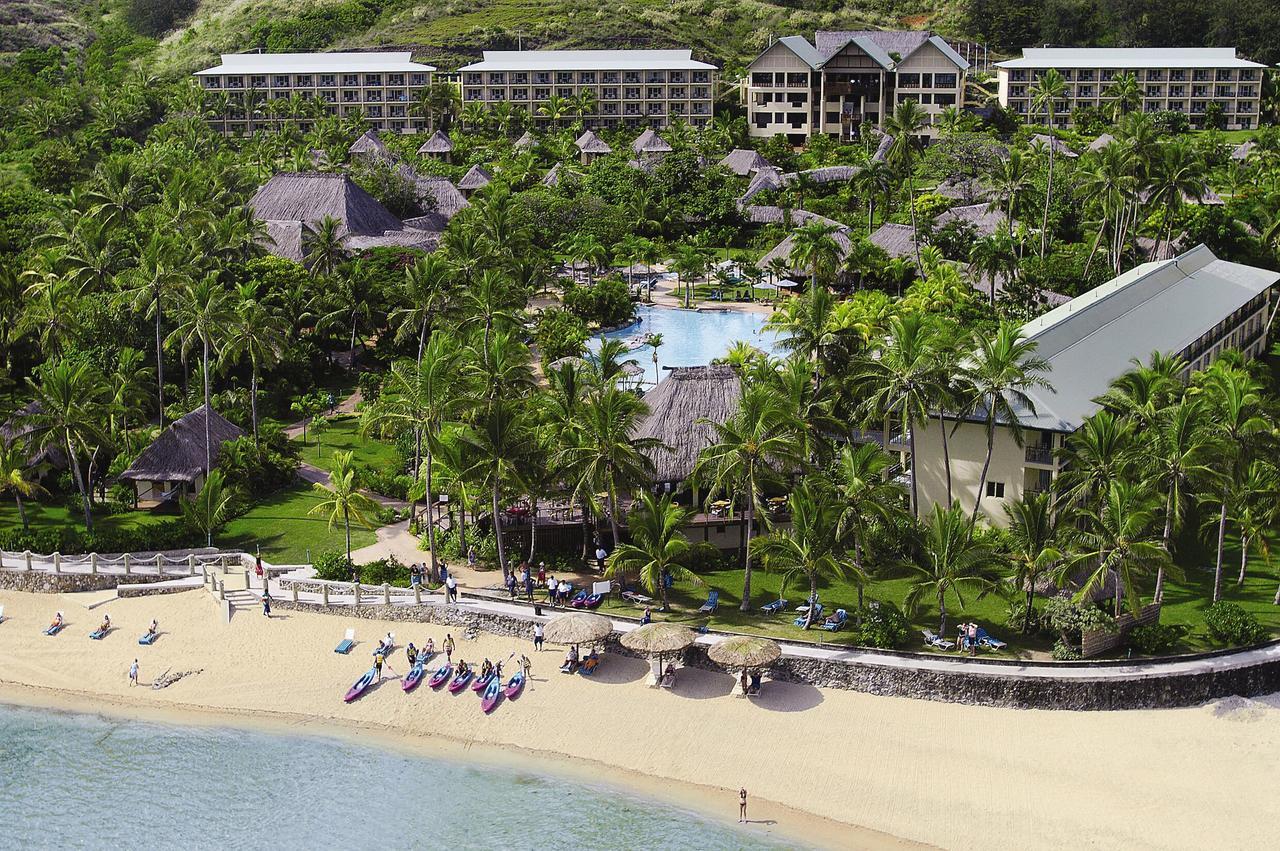 Outrigger Fiji Beach Resort Korotogo Bagian luar foto The Sheraton Resort Fiji